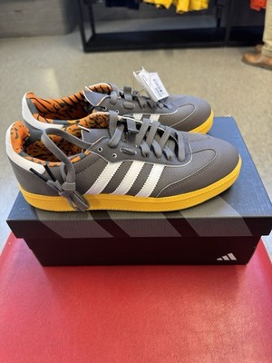 Adidas Velosamba Made With Nature Größe UK 6 - Anthrazit Weiß