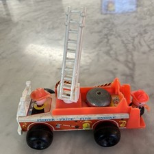 Vintage Fisher Price Fire Engine Ladder Truck Firemen Bell Rings Head Moves