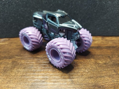 Spin Master Monster Jam Marvel Black Panther Target Exclusive - Picture 7 of 9