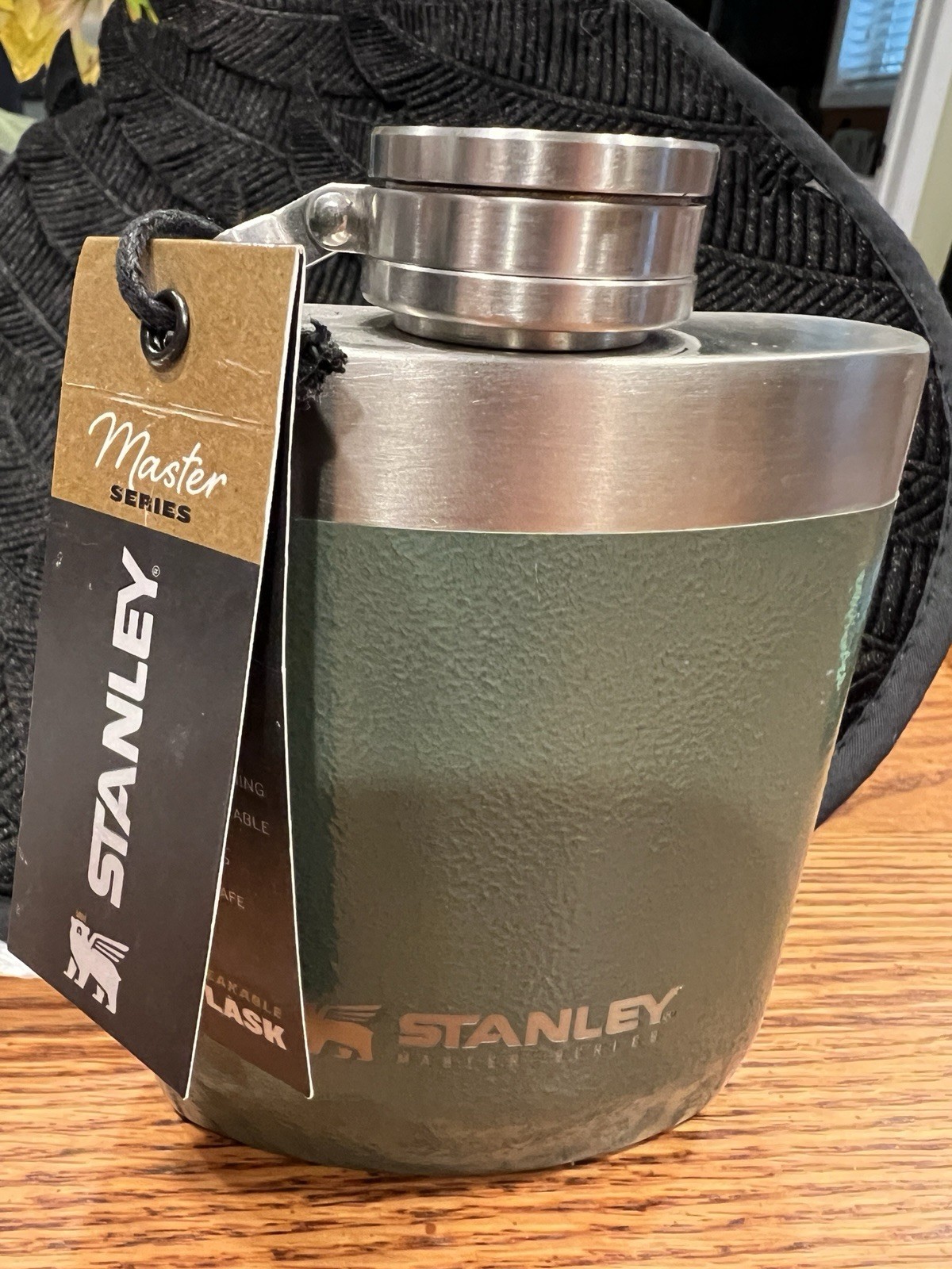 Stanley Master Series Unbreakable Hip Flask Foundry Green 8oz Brand New