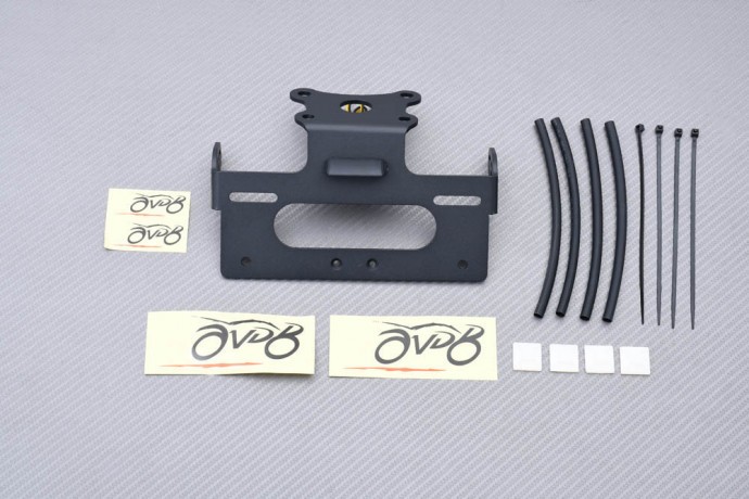 Support de plaque alu CNC YAMAHA MT 125 inclinable avec réflecteur pour moto routière 2025