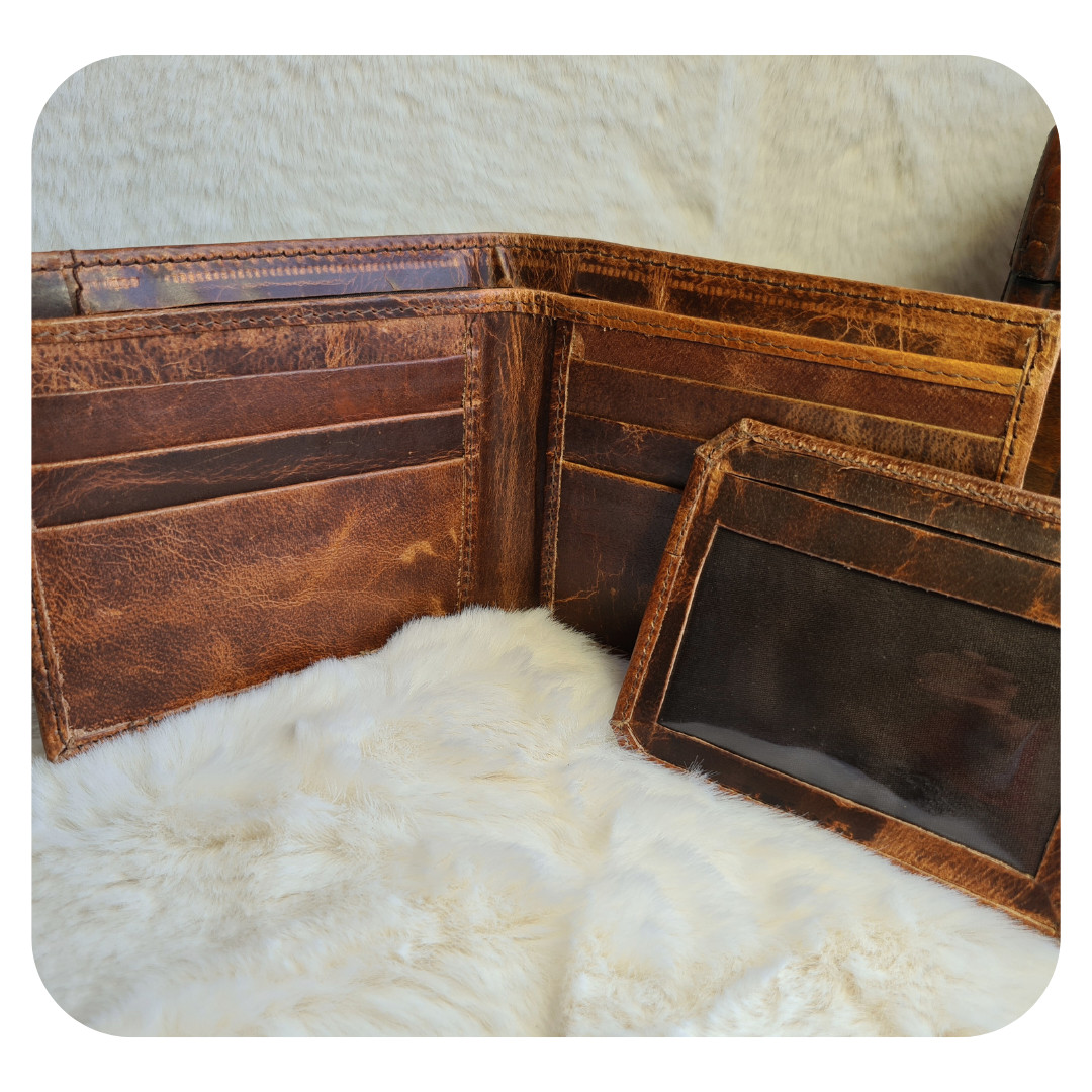 Handcrafted Rustic Men's Wallet, Pull Oil waxed  High Quality  Leather rrp£120 image 3