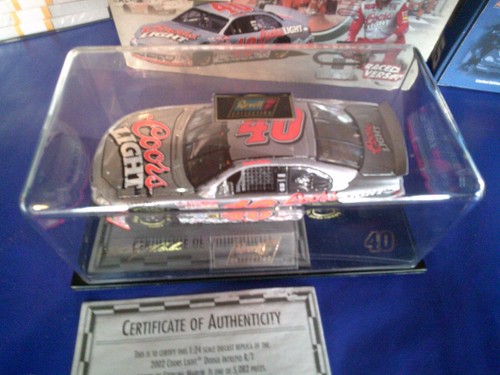 1:24 Scale Die Cast Raced Version Sterling Marlin #40 Coors LIGHT - Picture 3 of 3
