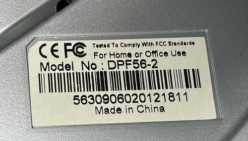 Pandigital DPF56-2 5.6" Digital Photo Frame 64MB Internal Memory - Picture 5 of 6