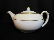 Wedgwood N4284 Teapot Bone China Made In England