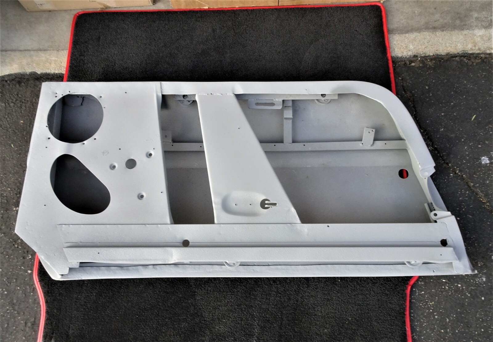 FERRARI DAYTON  LEFT  DOOR ORIGINAL OEM FERRAR  DOOR 