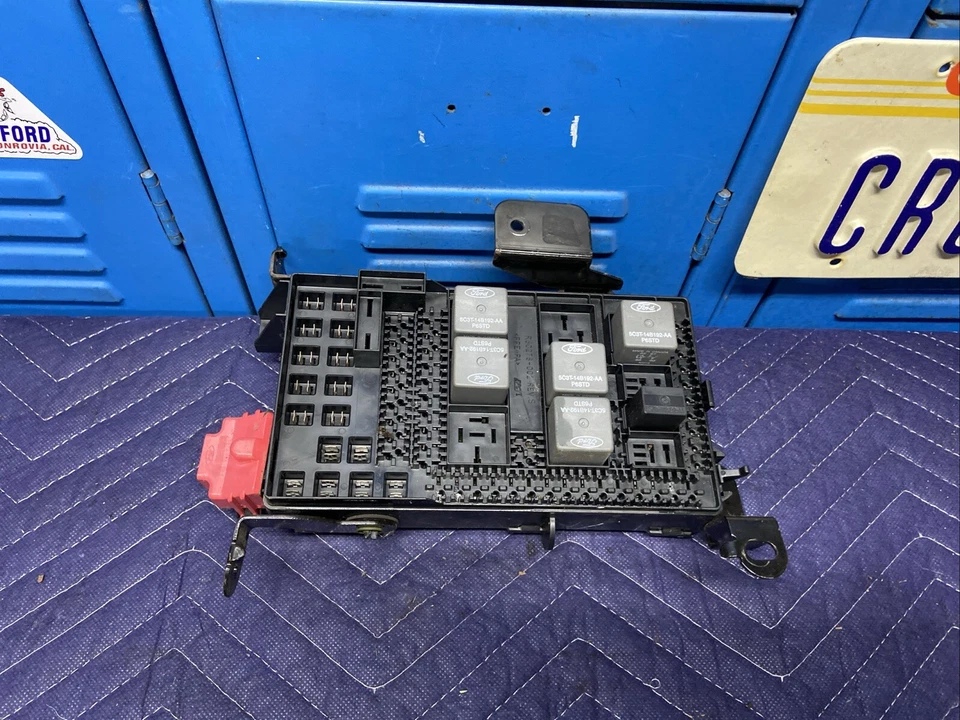 Ford F-250 F-350 XL 2005 6,0 L Super Duty tablero caja de fusibles relé 5C3T-14A067-Be Foto 4 de 4