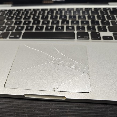 Apple MacBook Pro 7.1 13.3" - Used, No HDD, Touchpad Damaged - Zdjęcie 5 z 11