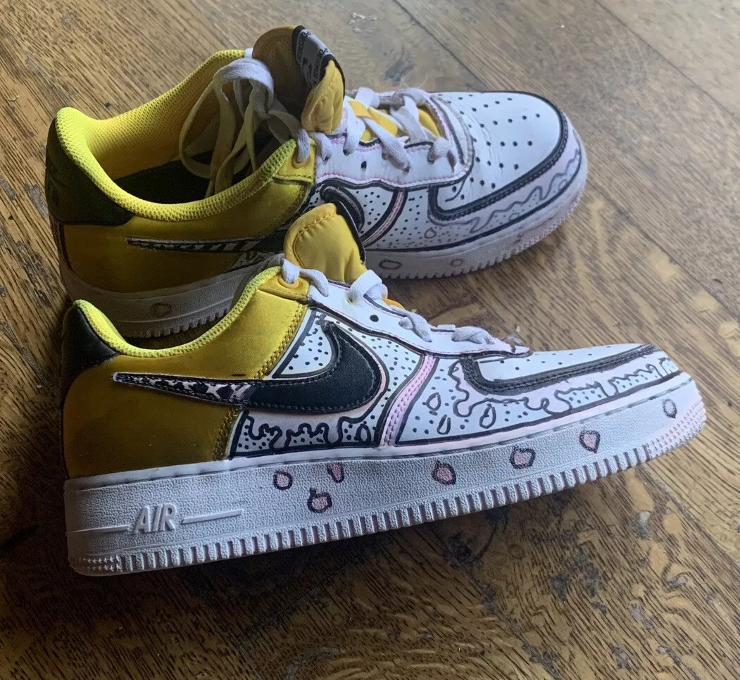 Nike Air Force 1 07 LV8 Amarillo Satin Custom Black Yellow Pink Cartoon Size 8
