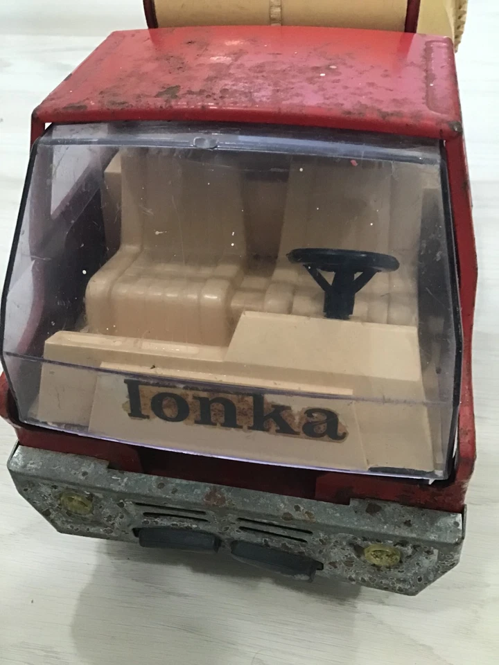 Camión mezclador de cemento Tonka años 60 rojo y blanco Foto 4 de 4