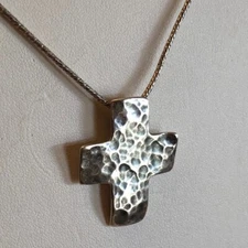 Silpada OXIDIZED 925 Sterling Silver HAMMERED CROSS PENDANT NECKLACE N0732