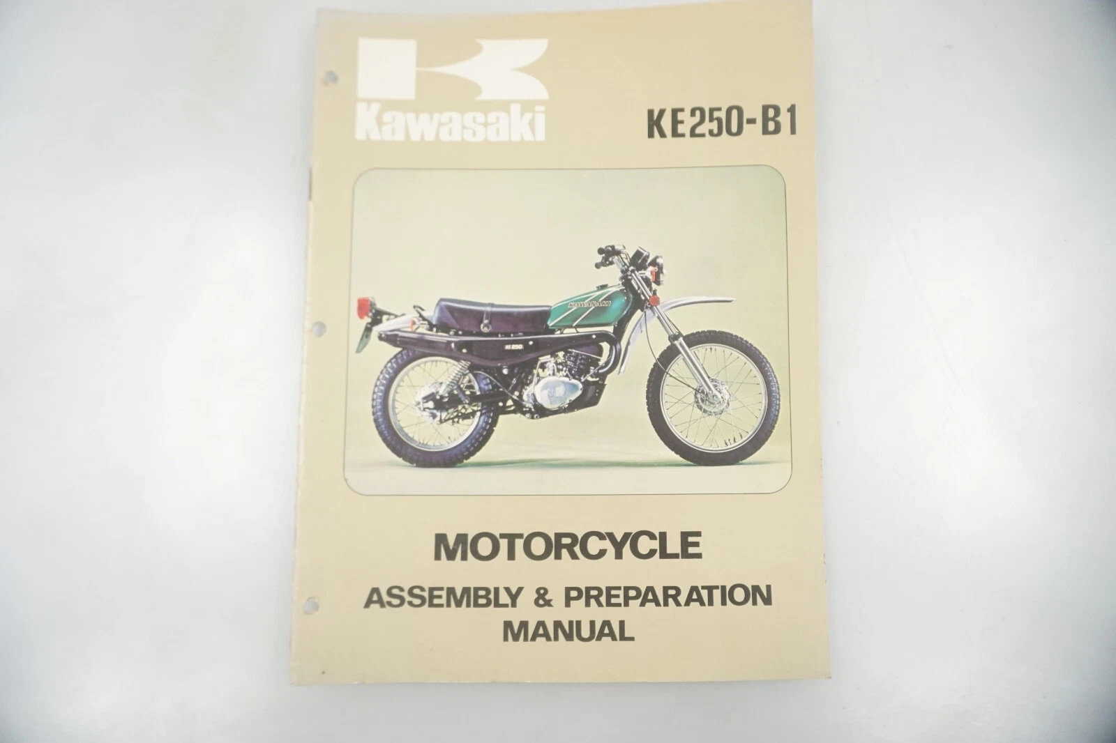 1976 Kawasaki KE 250-B1 OEM Motorcycle Assembly Manual 99931-528-01