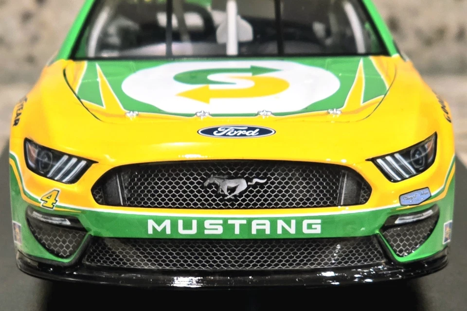 2021 #4 Kevin Harvick Subway Ford Mustang Playoffs Bristol 1:24 Diecast ARC Foto 2 de 4