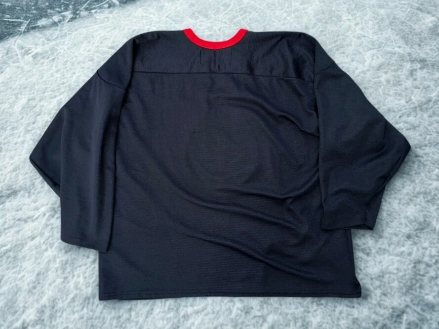 Camiseta deportiva de hockey Nike Team Canada negra roja hoja de arce hecha en Canadá XL vintage Foto 4 de 4