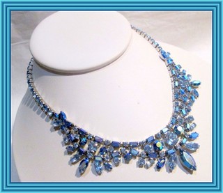 SHERMAN PEACOCK & LAVENDER BLUE AB SEMI BIB MOTIF CLUSTER STYLE NECKLACE NR