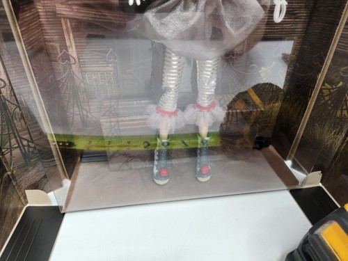 Bambola IT Monster High Pennywise - Skullector Series Nuove creazioni GNP22 Mattel - Foto 12 di 17