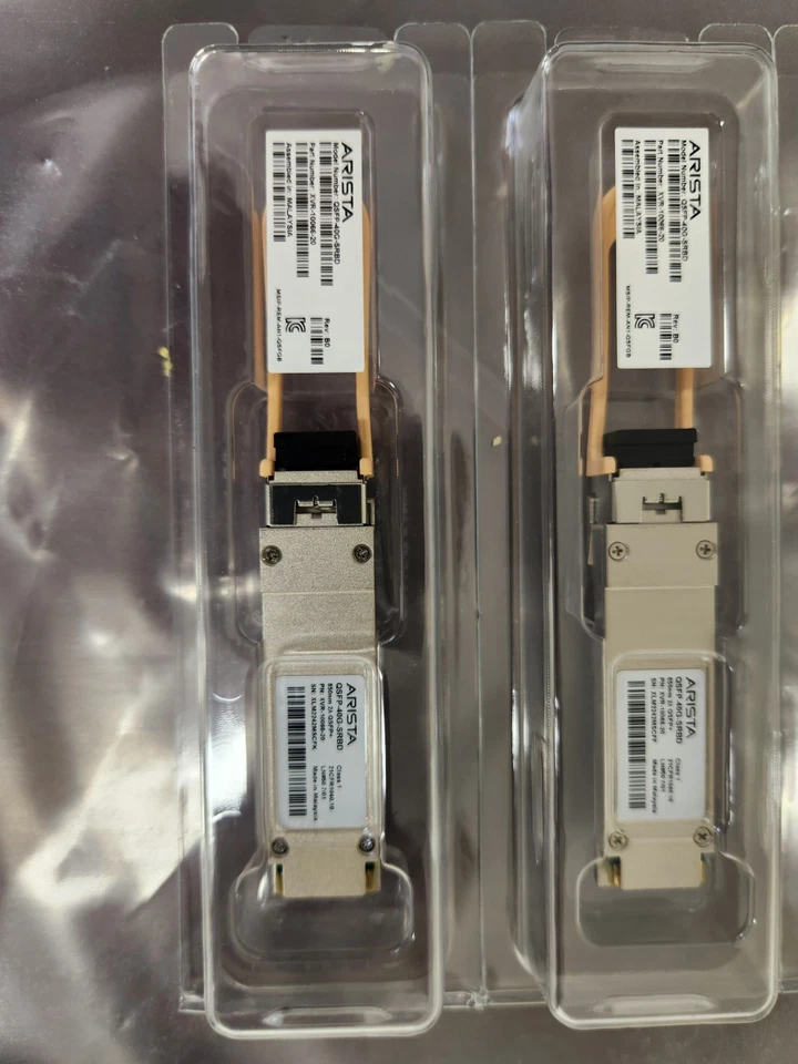 ARISTA QSFP-40G-SRBD  Gbase Optical Transceiver  XVR-10066-20   - Image 3 of 4