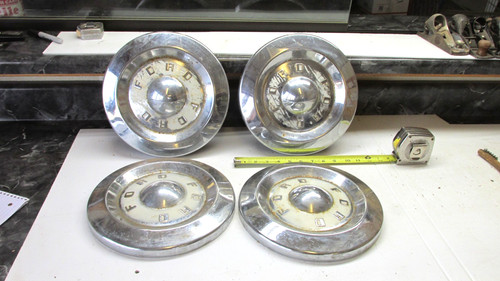 4 OLD  FORD  1957 - 59   ?? DOG DISH  HUBCAP WHEEL COVER