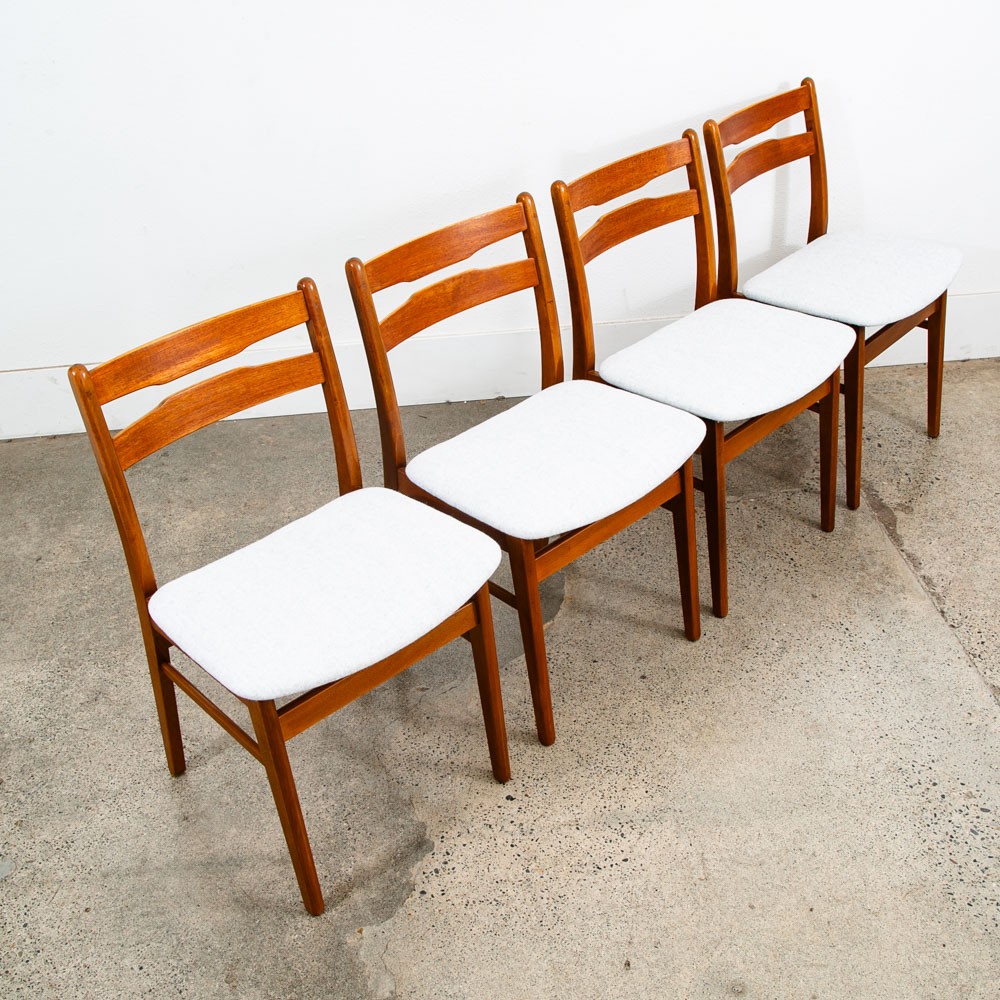 Mid Century Danish Modern Dining Chairs Set Gray Off White