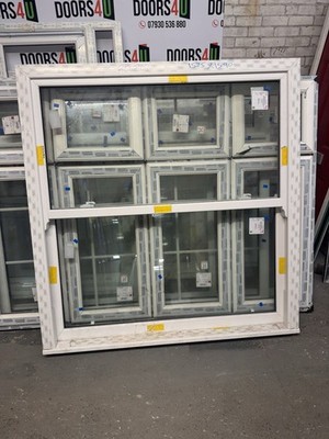 Brandneu Weiß UPVC Schiebeflügel Fenster 1525 X 1590 mm Nur 299 £