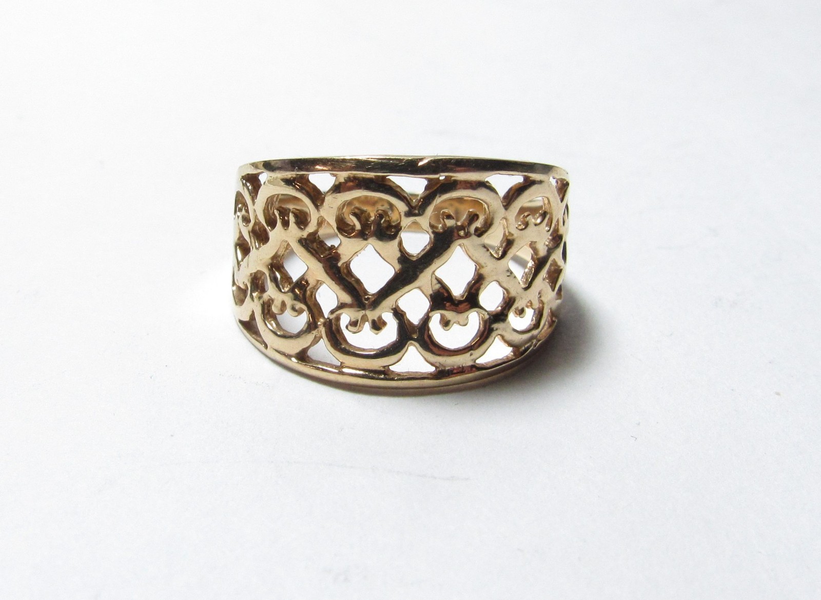 SOLID 10K WIDE YELLOW GOLD RING WITH LATTICE DESI… - image 1