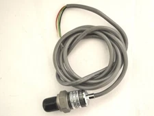 Measurement Specialties Model XDCR M3022-000005-2K5PG Press