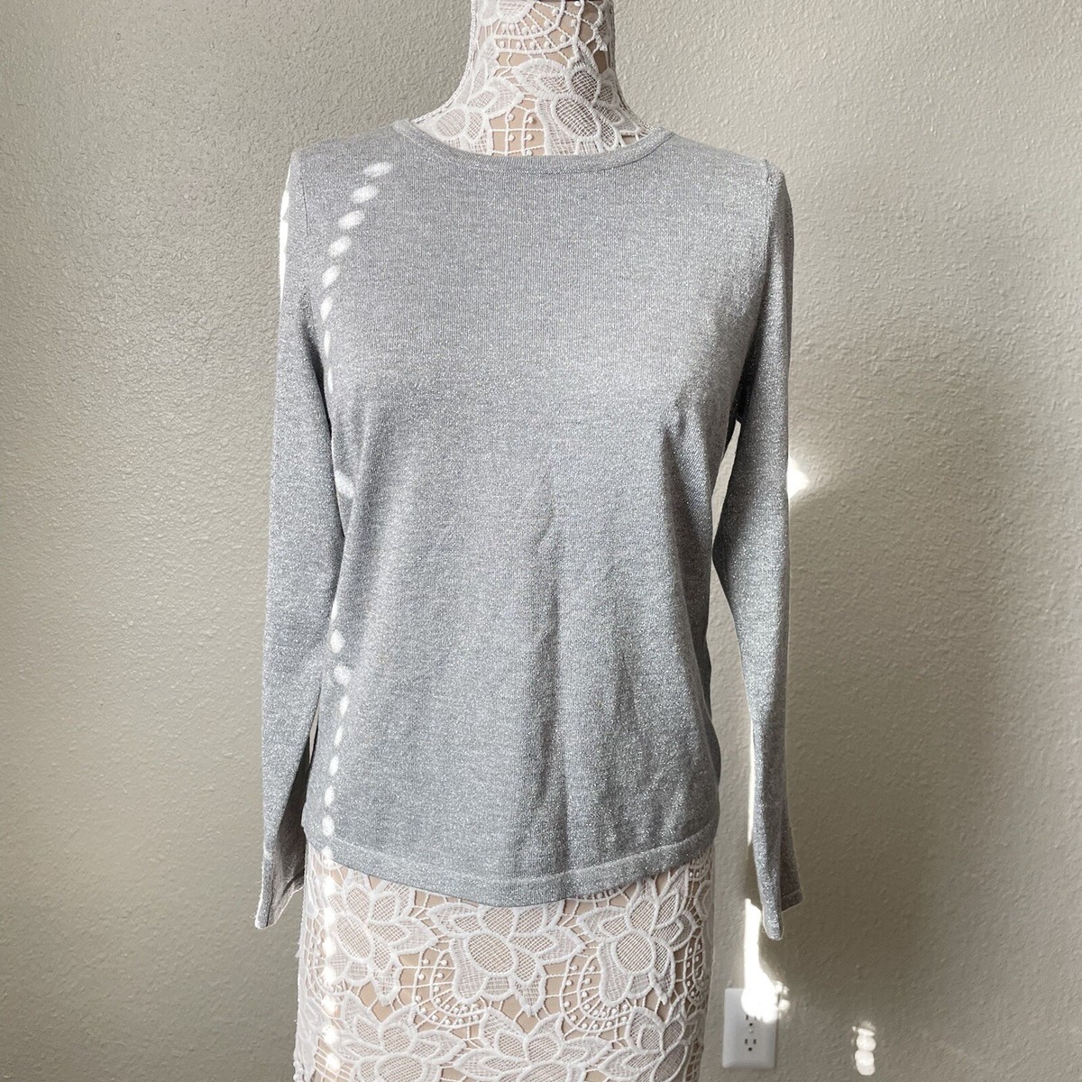 Chicos Sz 1 M 8 Gray Silver Metallic Zipper Detail