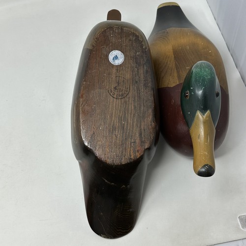 Wooden Duck Hand Carved Painted Ducks Lot Of 2 Bird Decor Signed Ron Fisher 1983 - Picture 8 of 22