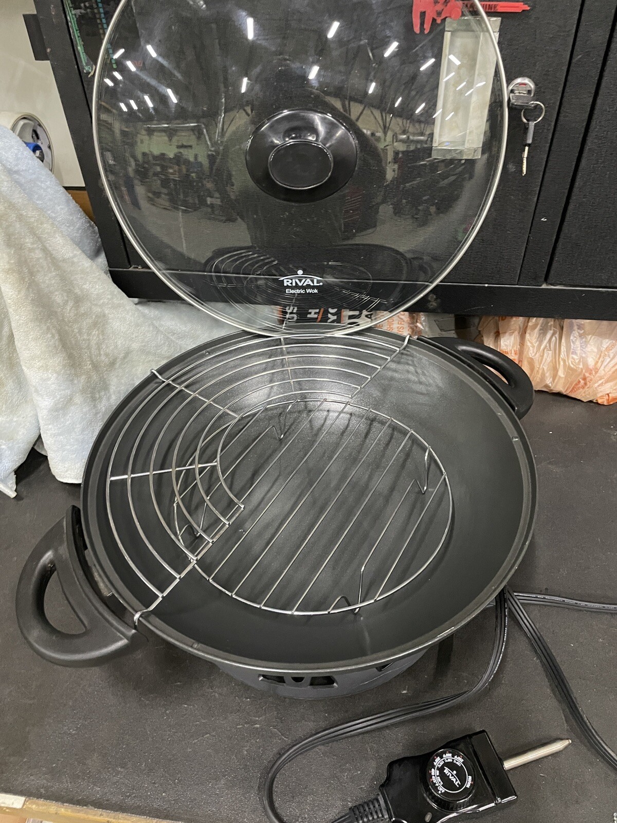 RIVAL Electric Wok Skillet Model WS60T 14.5” with Lid, Racks, & Stand