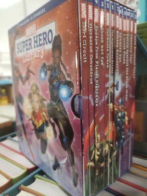 マーベル　Marvel Super Heroes Books Set Amazon.com: Marvel Super Heroes Little Golden Book Library: 5-Book