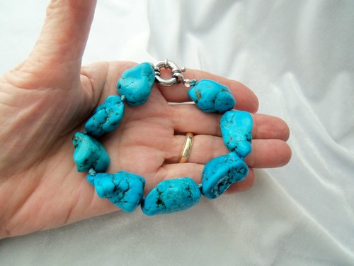 Vintage Hand Knotted Chunky Turquoise Nugget Bracelet 9" - Picture 2 of 9