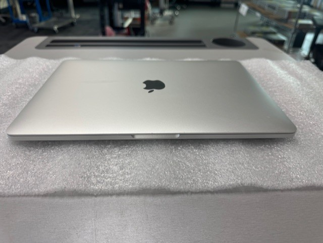 Apple MacBook Pro 13 2019 i7 2.8GHz Touch Bar 16GB RAM 512GB SSD #3085688