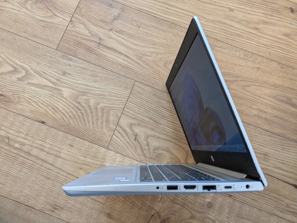 HP Probook 430 G6 i5 8265U 1.8GHz 8GB RAM 256GB 13.3" FHD Keyboard Issue 814 - Image 4 of 4