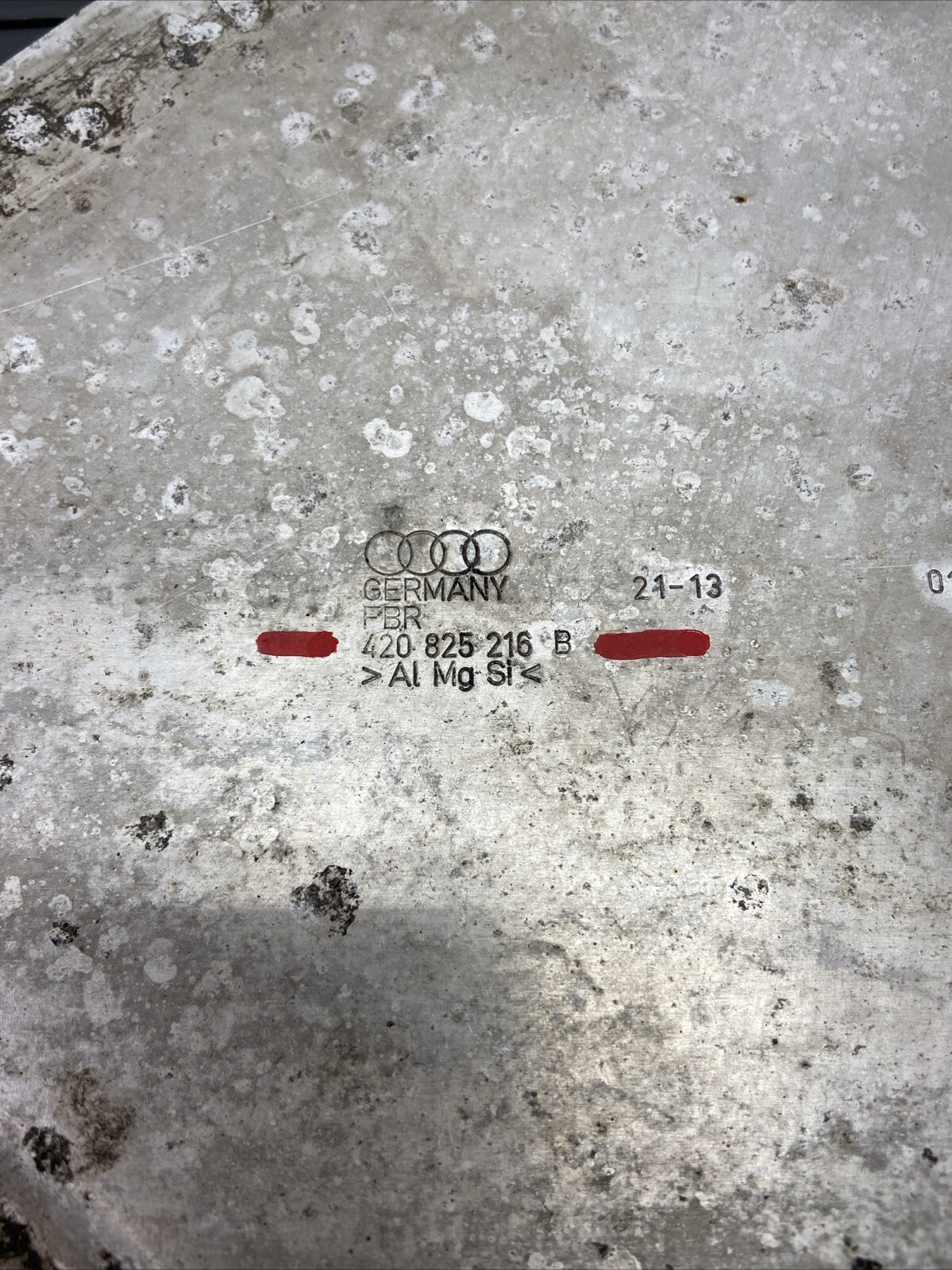 Audi R8 2008-2015 FRONT+RIGHT Skid plate