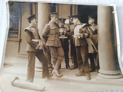 Ein original Pressefoto aus dem Ersten Weltkrieg ~ Victoria Cross an Corporal Fuller + Provenienz
