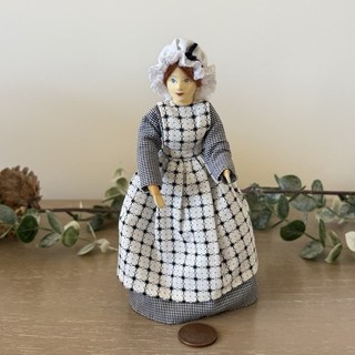 Dolls House 1:12 Scale Erna Meyer Berta Doll Figure German Manufacturer