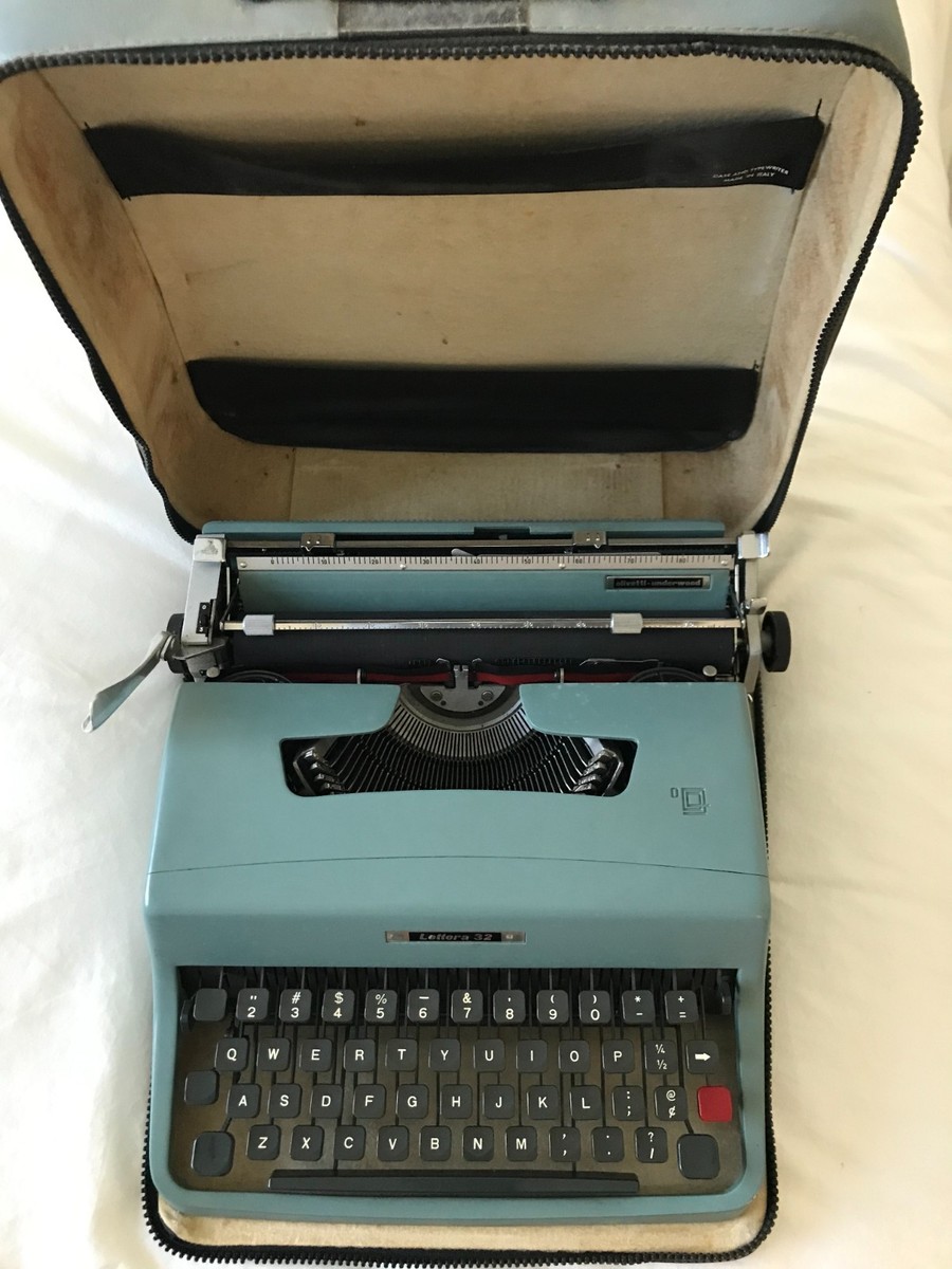 Olivetti Lettera 32 Typewriter w Case | eBay