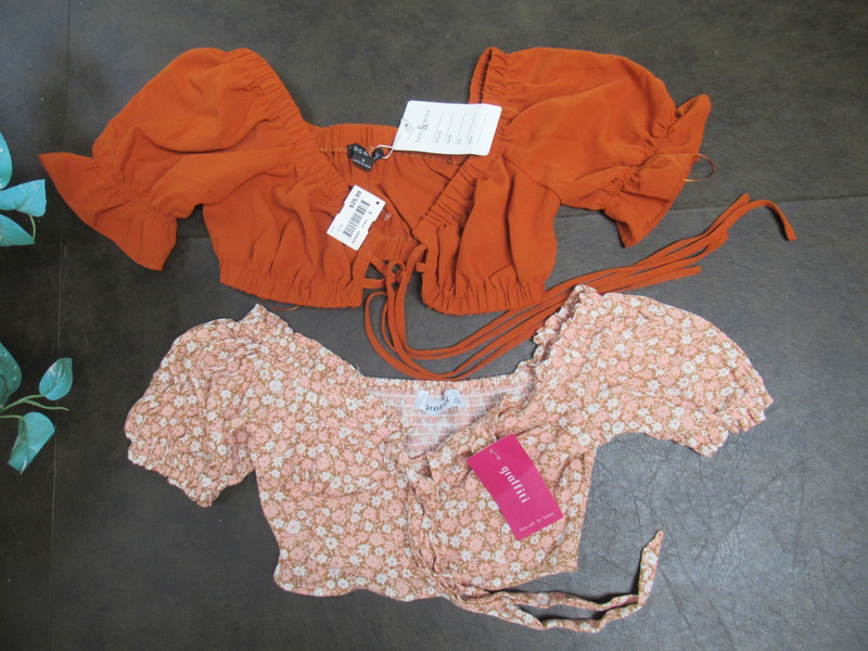 Graffiti & Hers & Mine Crop Tops Size Small Set of 2! Both New With Tags!