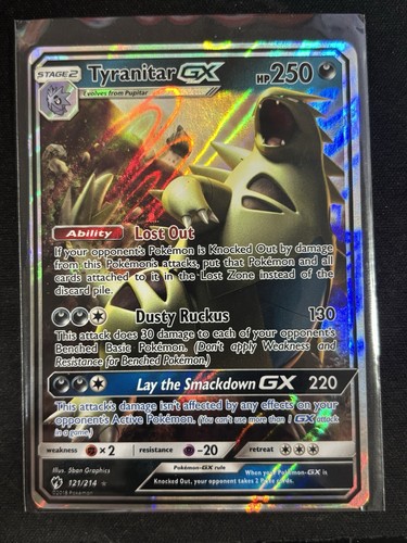 Tyranitar GX 121/214 Sm-Lost Thunder Holo NM-LP