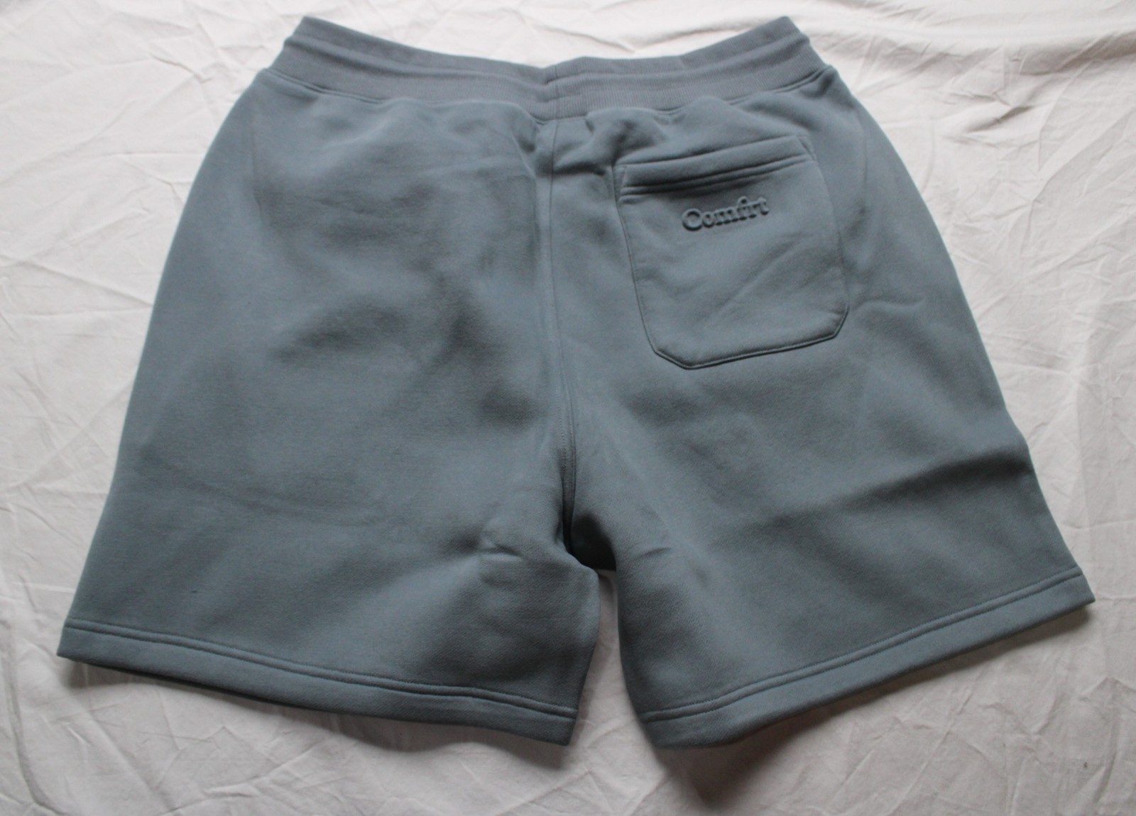 Comfrt Unisex Adult's Solid Oversized Fit Basic Fleece Shorts JL3 Sky Large