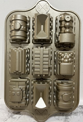 Stampo per torte Nordic Ware treno espresso Nordic Made in USA spedizione gratuita