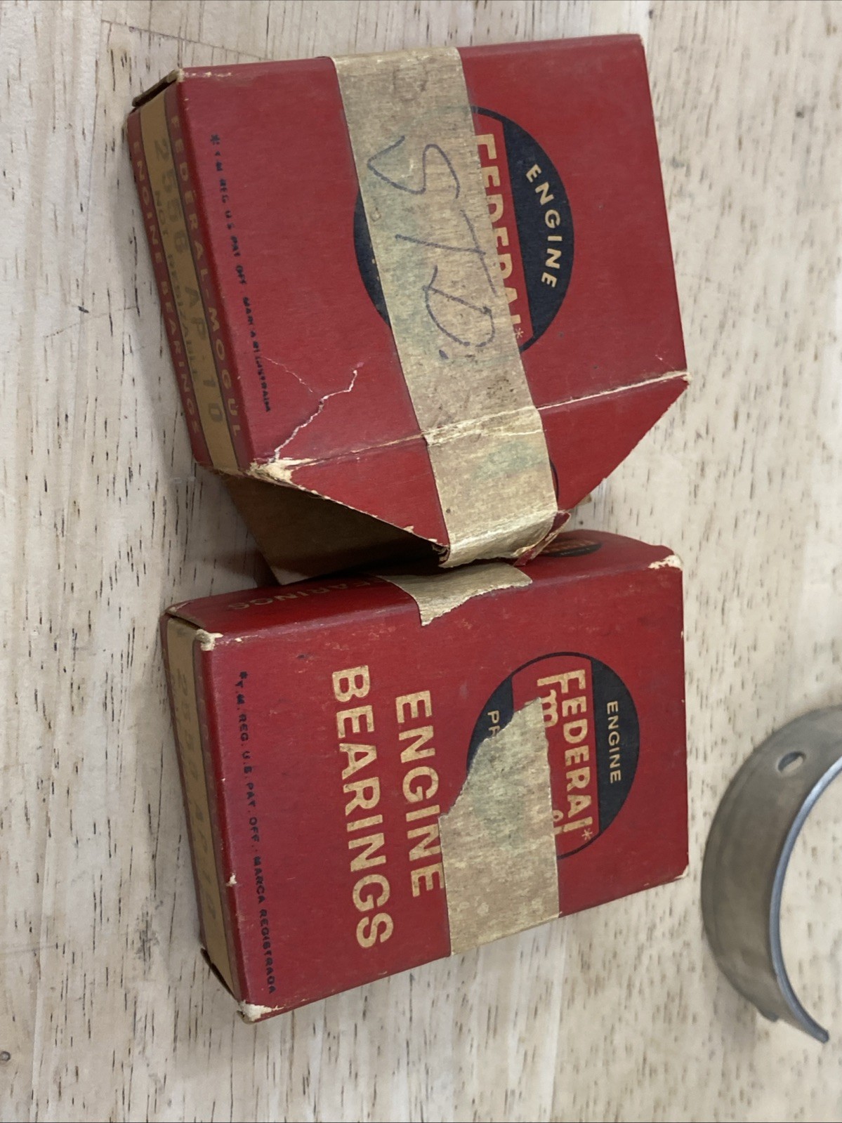 2 Federal Mogul engine bearings 2556 AP – 10