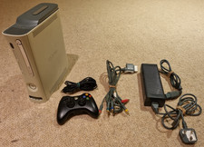 Microsoft Xbox 360 20GB Console White + Cables Controller & XL Arcade Tested