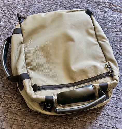Patagonia Convertible Overnight Bag / Backpack / Mini-MLC - Gray/Sage Green - Picture 13 of 24