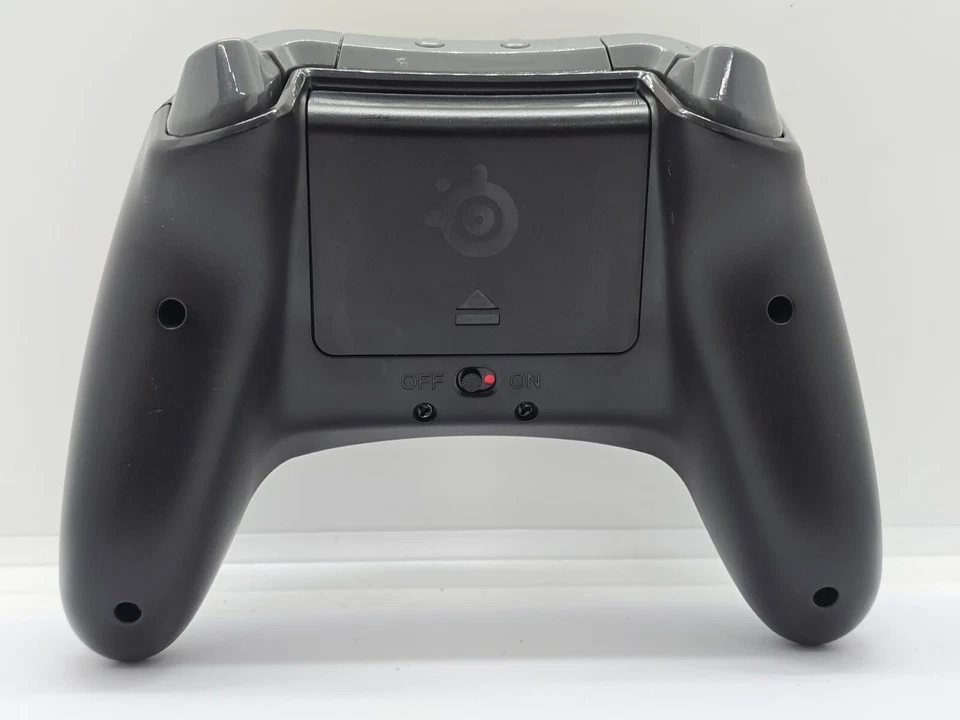 SteelSeries Stratus XL Wireless Gaming Controller for Windows and Android - Image 2 of 4