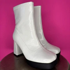 White Gogo Square Toe Platform Block Heel Ankle Boot Sz 6.5