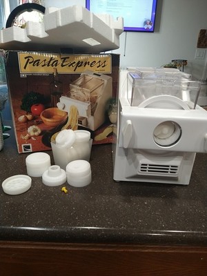 used CTC Pasta Express Pasta Maker X2000 Used Great Conditiom Extra Shapes WORKS