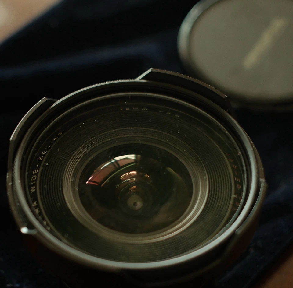 Voigtländer Ultra Wide-Heliar 12 mm F5,6 Aspherical II VM (para montaje Leica M) Foto 3 de 4