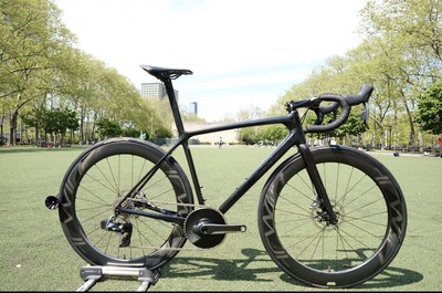 giant axs