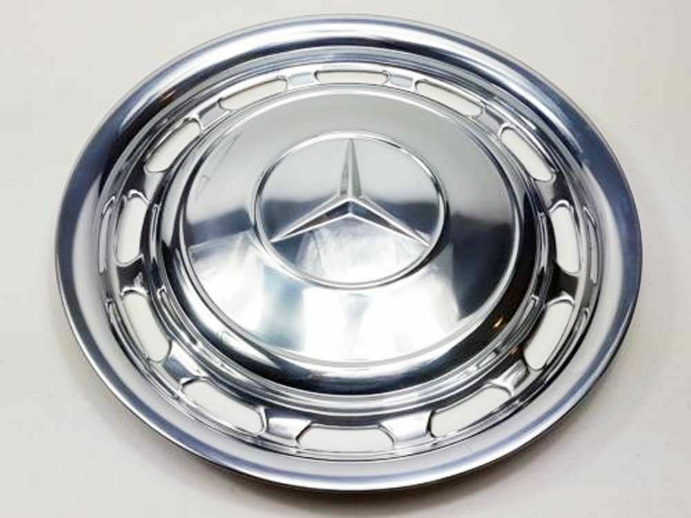 Mercedes Hubcap 14